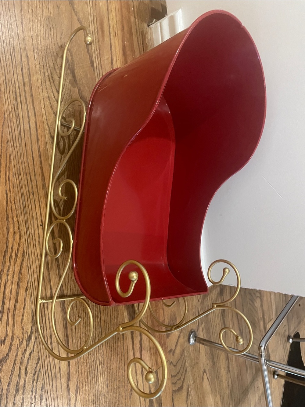 Red Metal Heart-Shaped Planter on Gold Scroll Stand